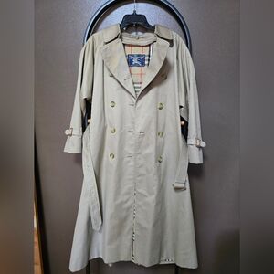 NEW Vintage Burberry Double-Breasted Trench Coat, With Removable Liner/collar